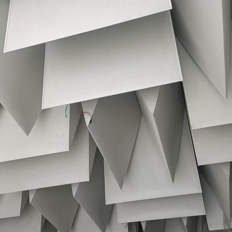 Metallic Anechoic Chamber with Sound Absorbing and Optimized Room Design