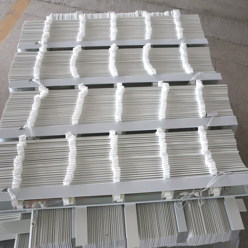 High Quality OEM China Customized Corded Faux Wood Window Blinds