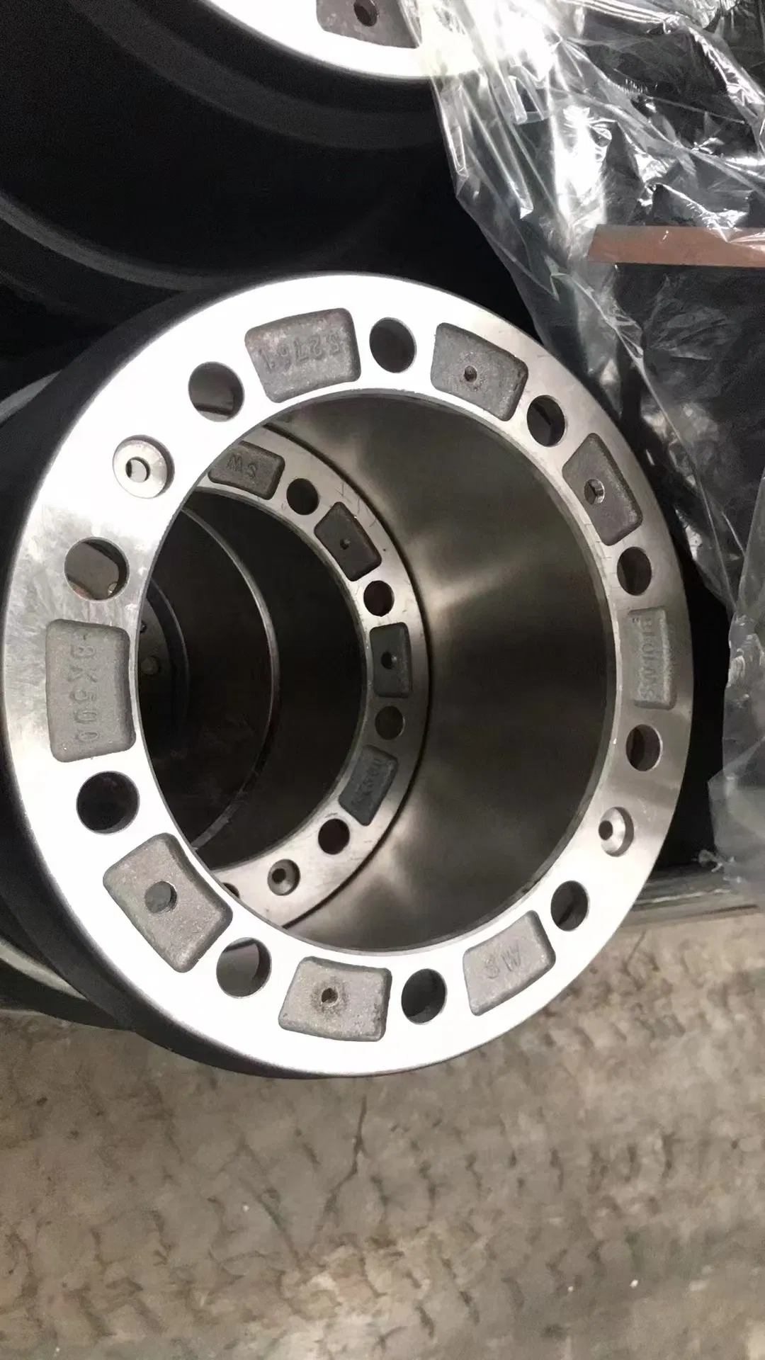 Тормозной барабан для грузовиков и автобусов Hyundai, OEM 51761-8K500