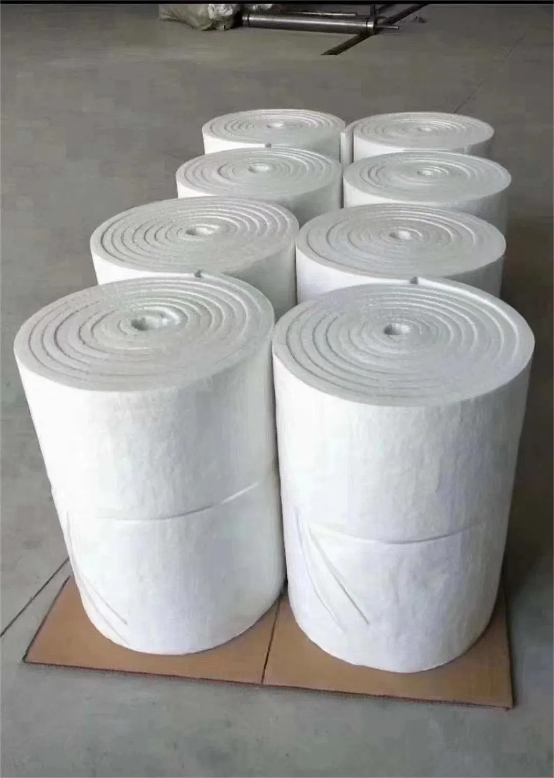 Energy-Saving Ceramic Fiber Blanket Resists 1260°C - Ideal for Back-up Insulation and Industrial Thermal Barriers