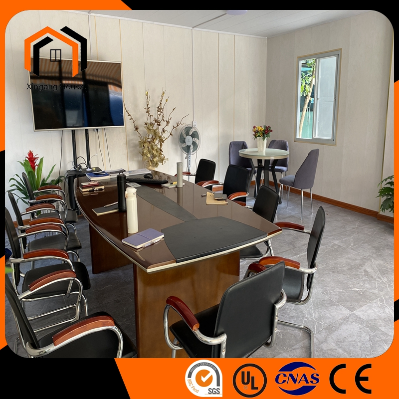 Low Price Sandwich Panel Mobile Homes Door Mini House Customized Prefab Homes Luxury Office House Container