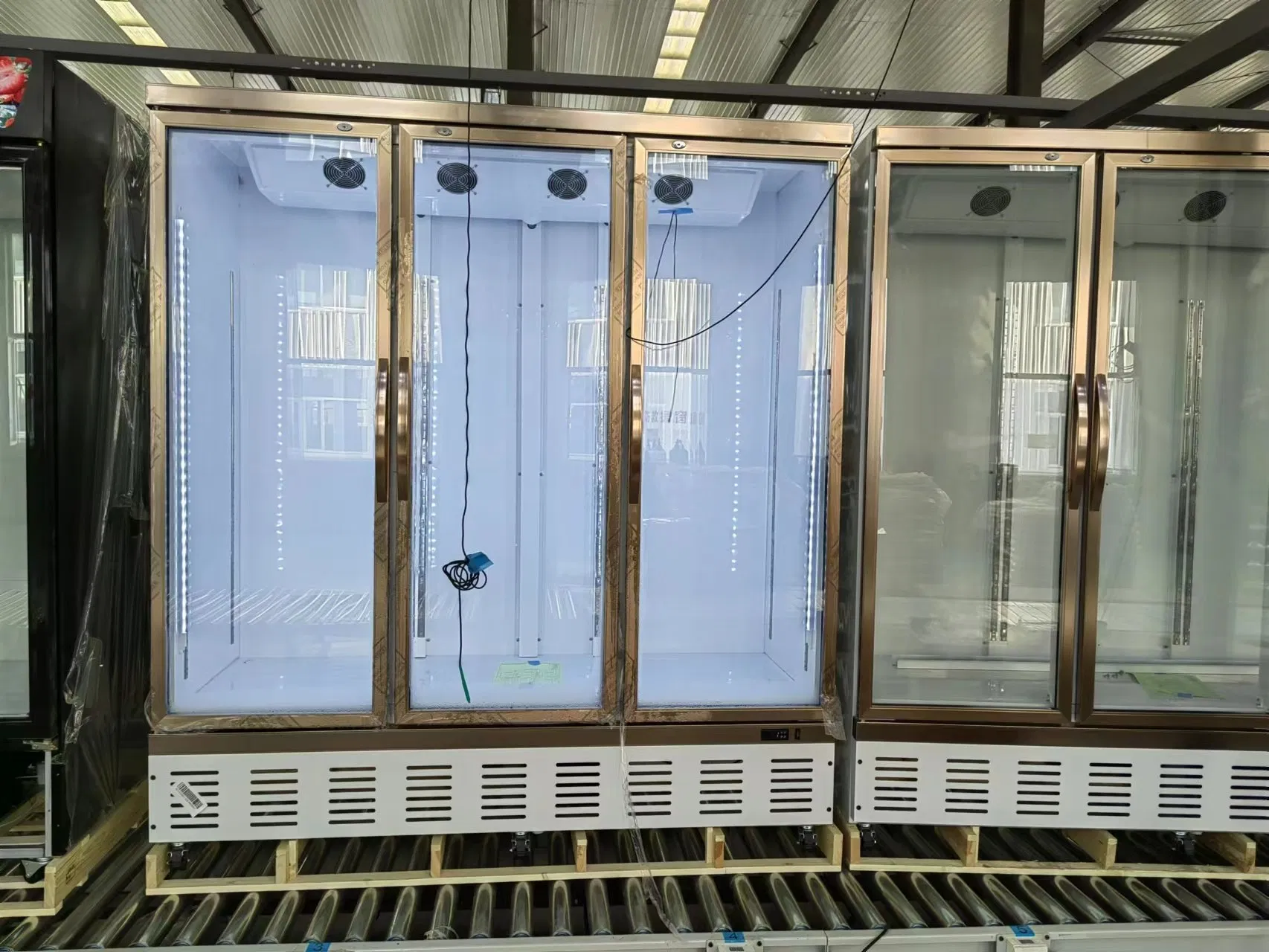 Commercial Supermarket Chain Stores Triple Glass Door Display Showcase Refrigerator Commercial Upright Chiller Double Layer Single Low-E Tempered Glass Door