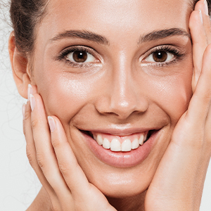 Beauty Cosmetics Skin Care Prevents Wrinkles Vitamin C Liposomal Serum