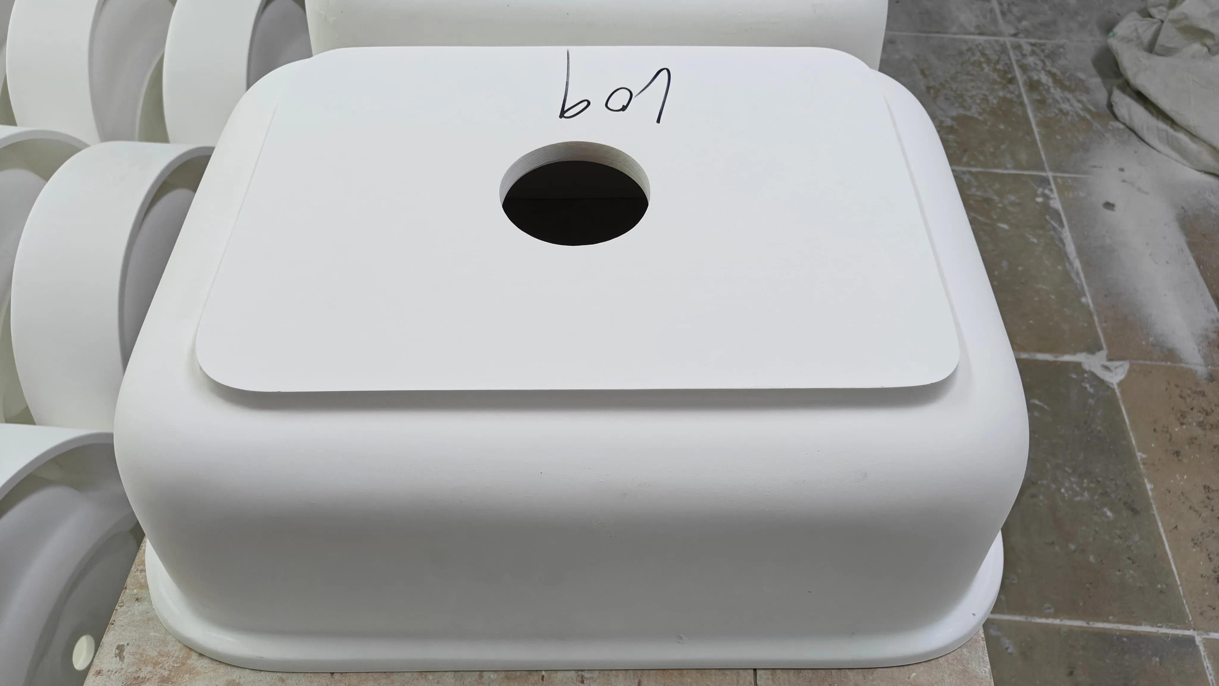 Classic Sink Kitchen Wash Basin Heart Sink Ada Kitchen Equipment Bathroom Sink Round Canton Fair Bowl Rack Full Cover Custom Sink Double Sink White Art Basin