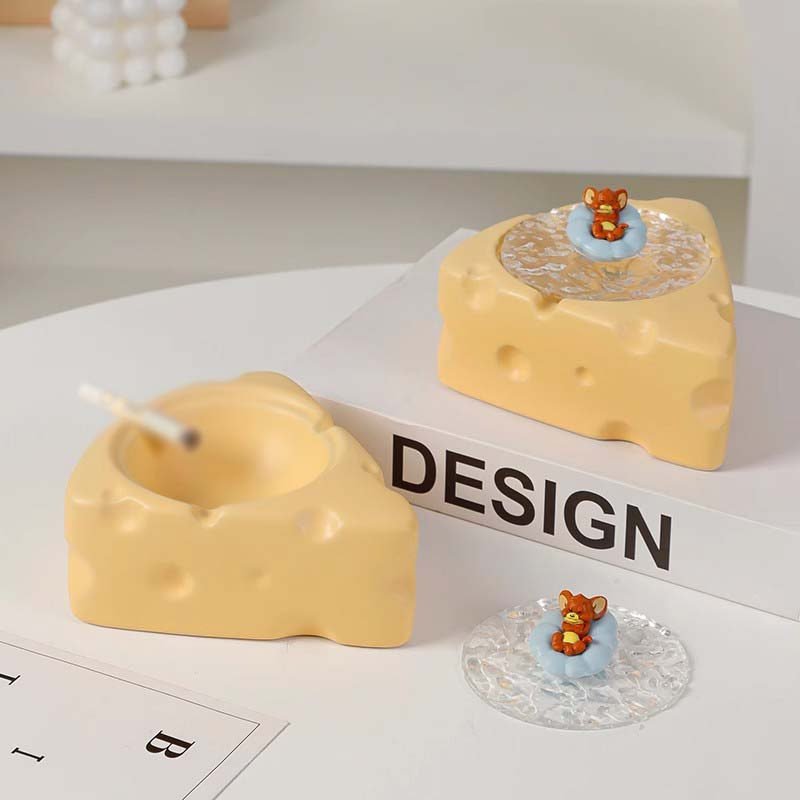 Cheese Ashtray Cute Creative Cartoon DAB Tool Anti-Flying Ashtray with Lid Mini Home Smoking Accessories
