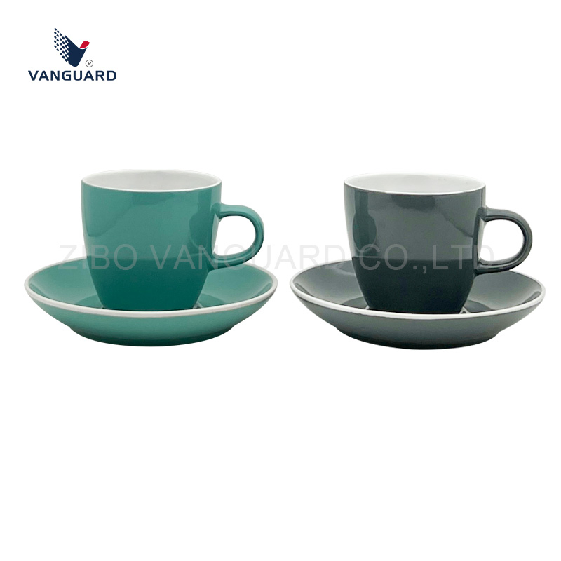 Керамическая чашка с блюдцем, 225 мл