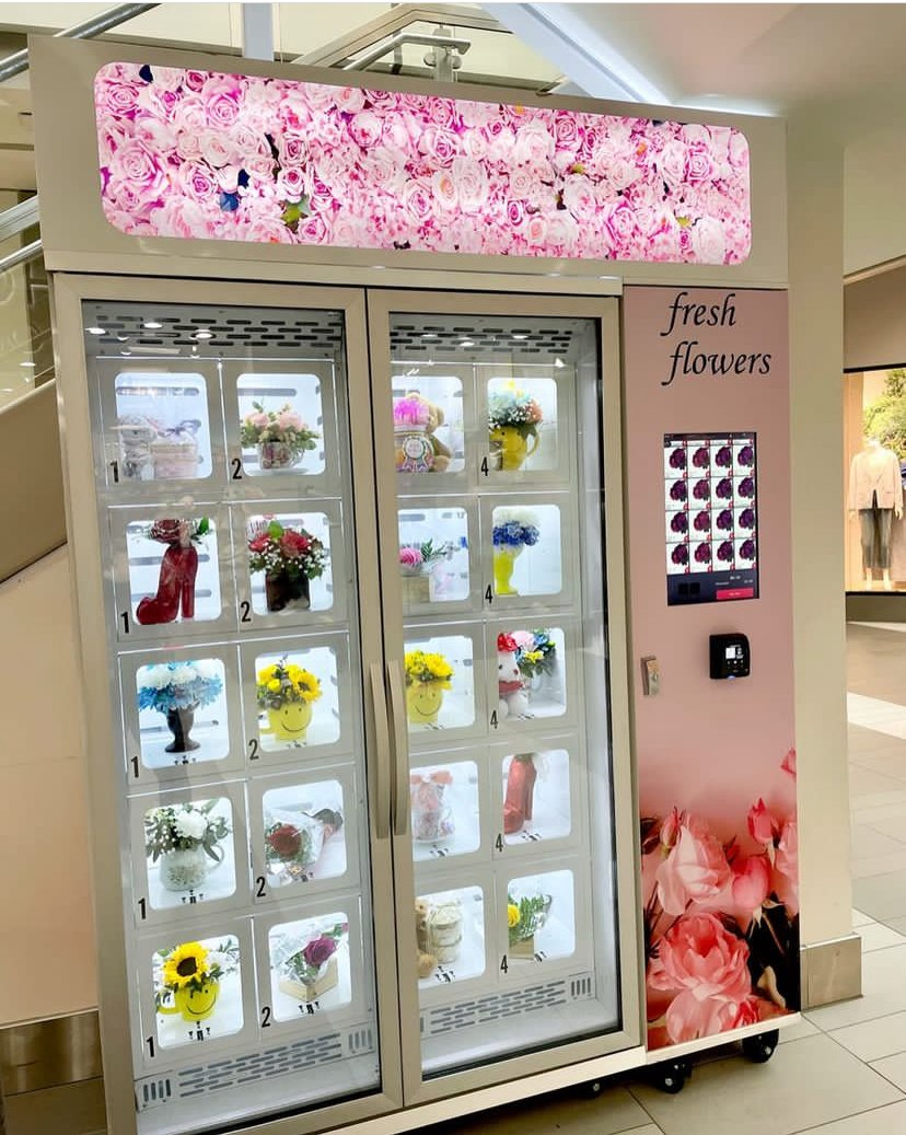 Vendlife 24-Hour Self-Service Florist Fresh Rose Bouquet Floss Flower Vending Machine for Sale with Cooling Refrigerated Function Egg Locker Vending Machine