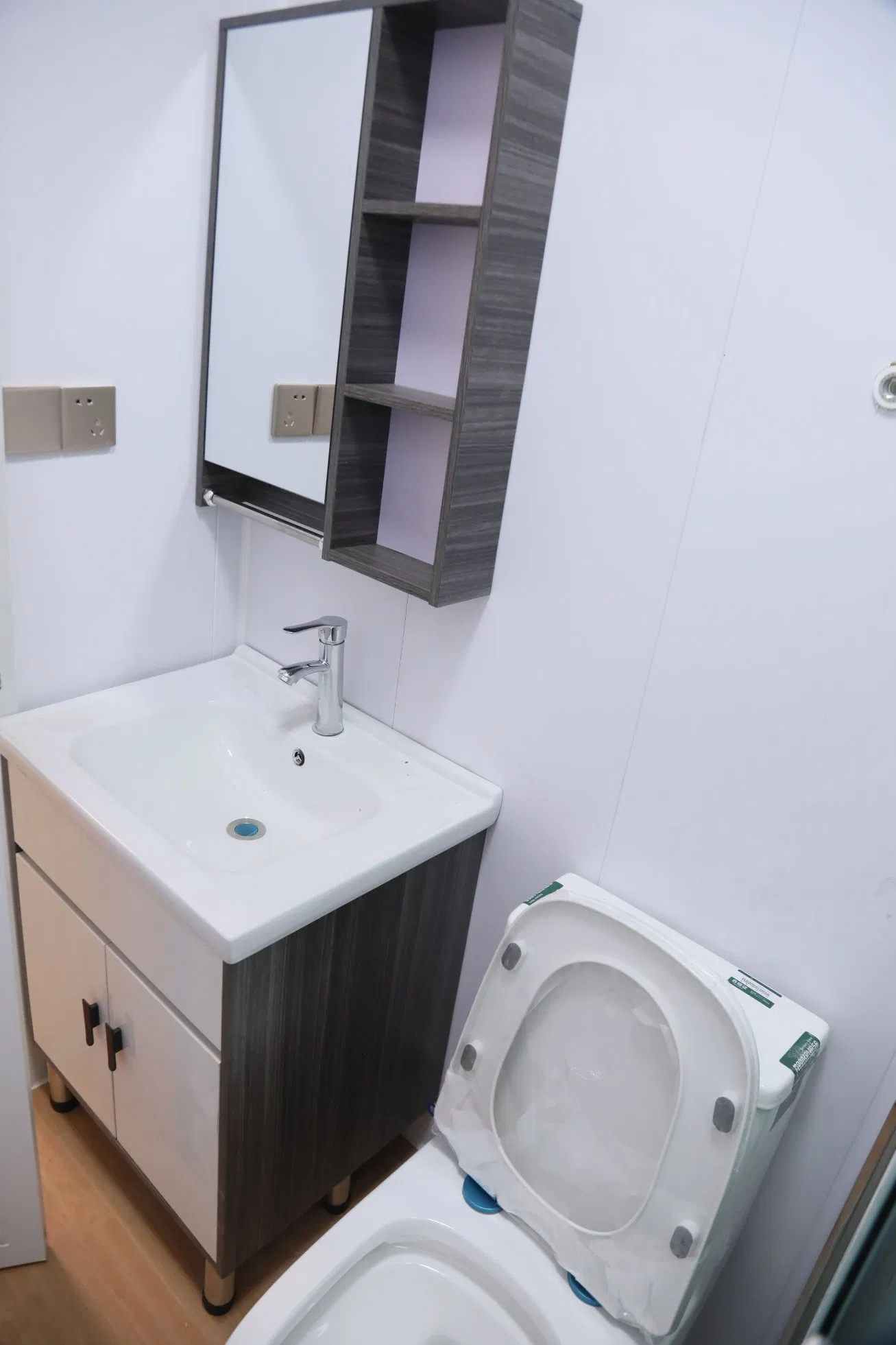 Economic Mobile Light Steel Structure Modular Building