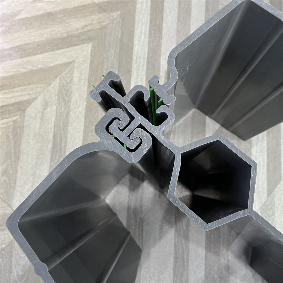 Factory Direct Sale U Type Retaining Walls Vinyl Seawall Multilock Sheet Piling PVC Sheet Pile Price for Water Control