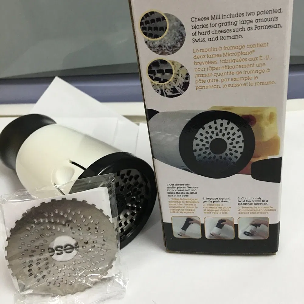 Ручная сырорезка с двумя насадками для кухни