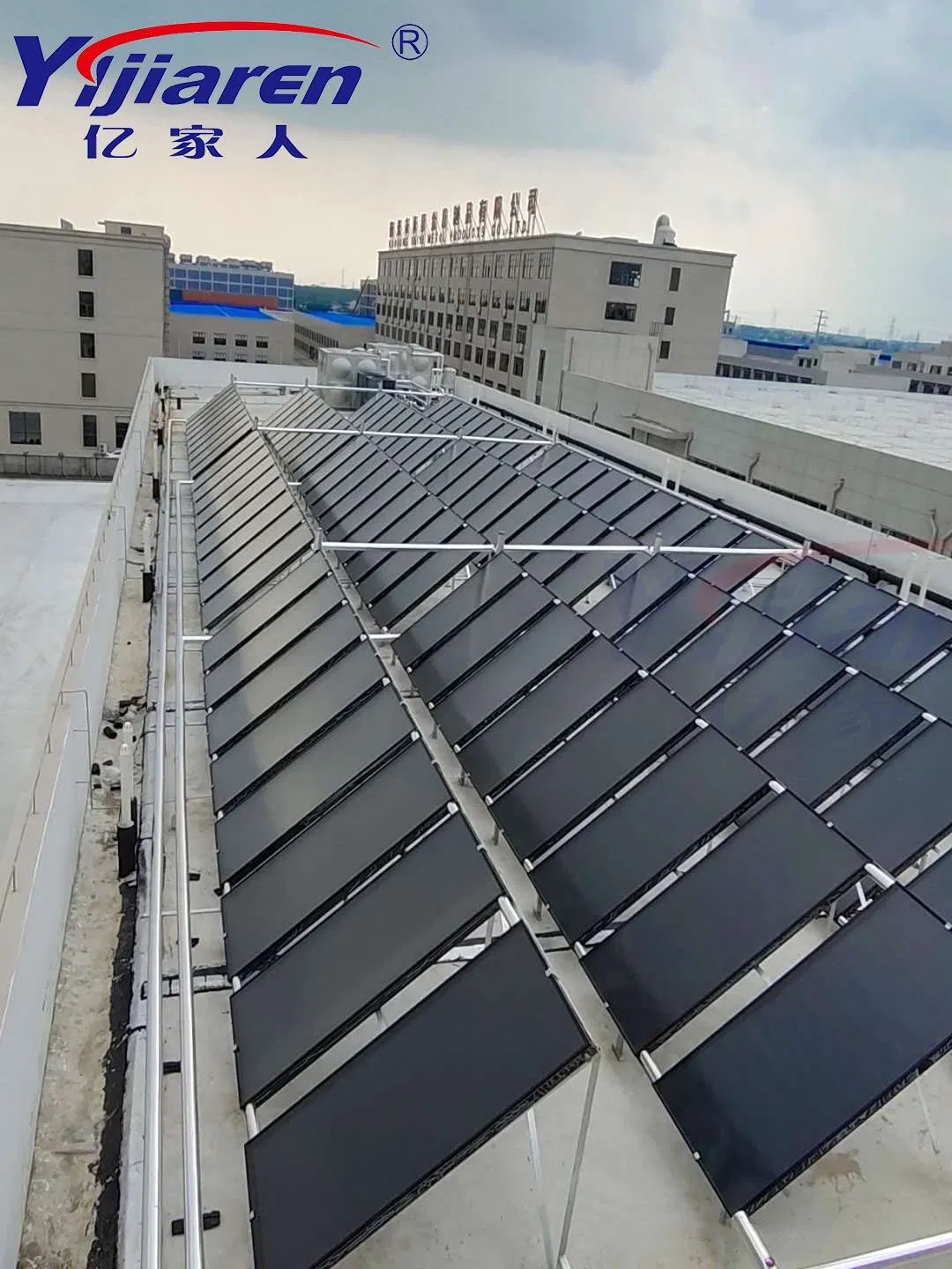 Плоский солнечный коллектор для нагрева воды с медными трубками