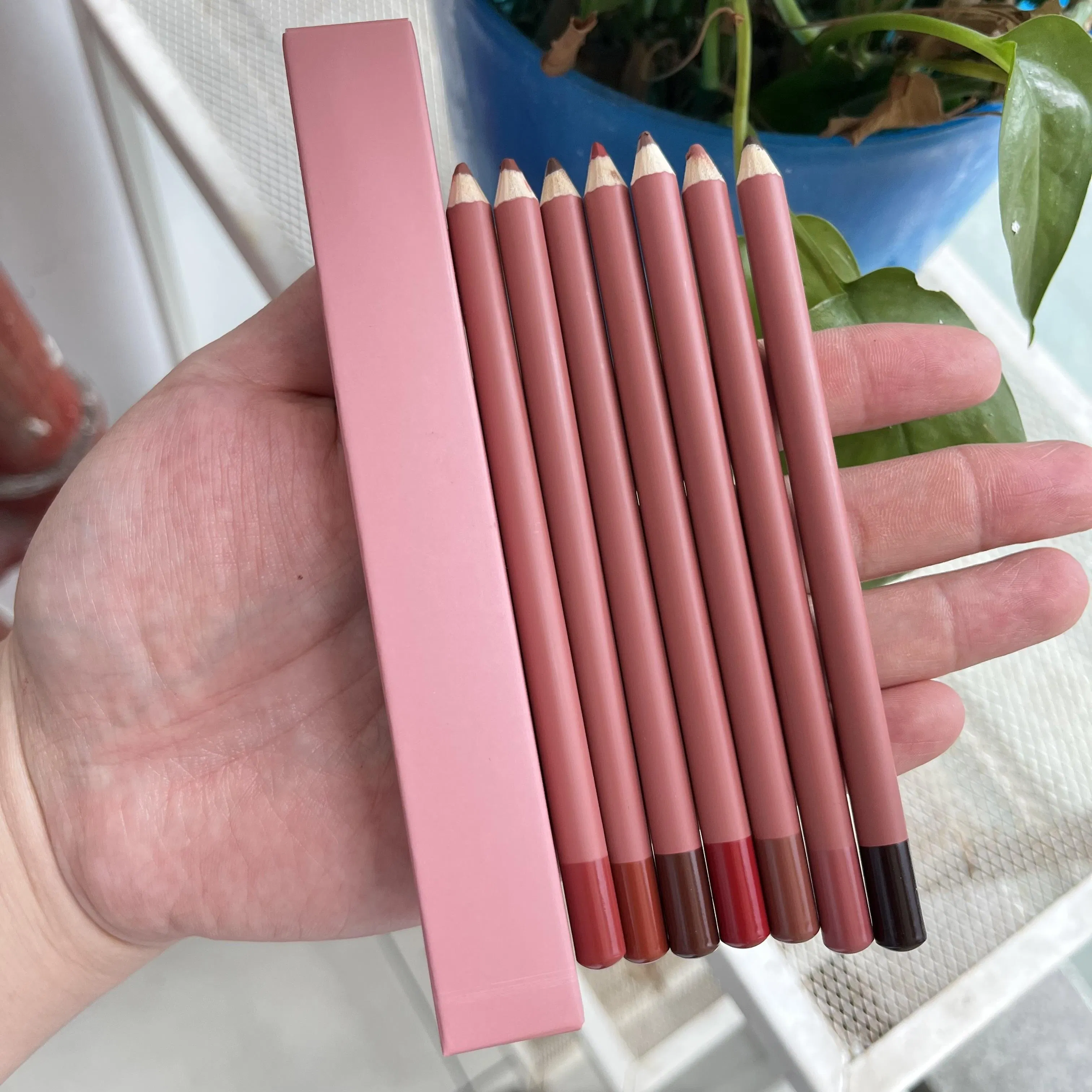 Best Seller Nude Brown Creamy Lip Liner Vegan Label Lipliner Pencil Lip Liner Private Label