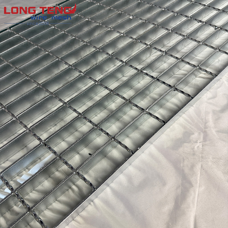 Heavy Steel Floor Grille Galvanized Steel Mesh Outdoor Aluminium Concrete Steel Grating