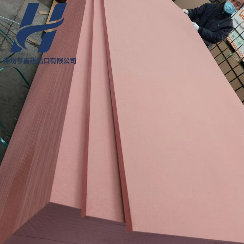 18mm Red Flame Retardant Fire-Retardant MDF Board for Furniture