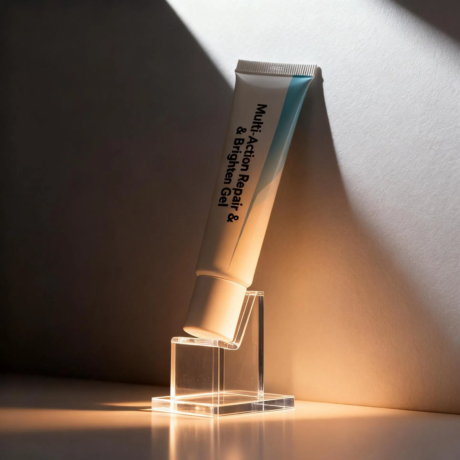 Clinical Level Moisture-Boosting and Repairing Face Gel with Centella Asiatica and Ginseng Root for Aging Skin Support