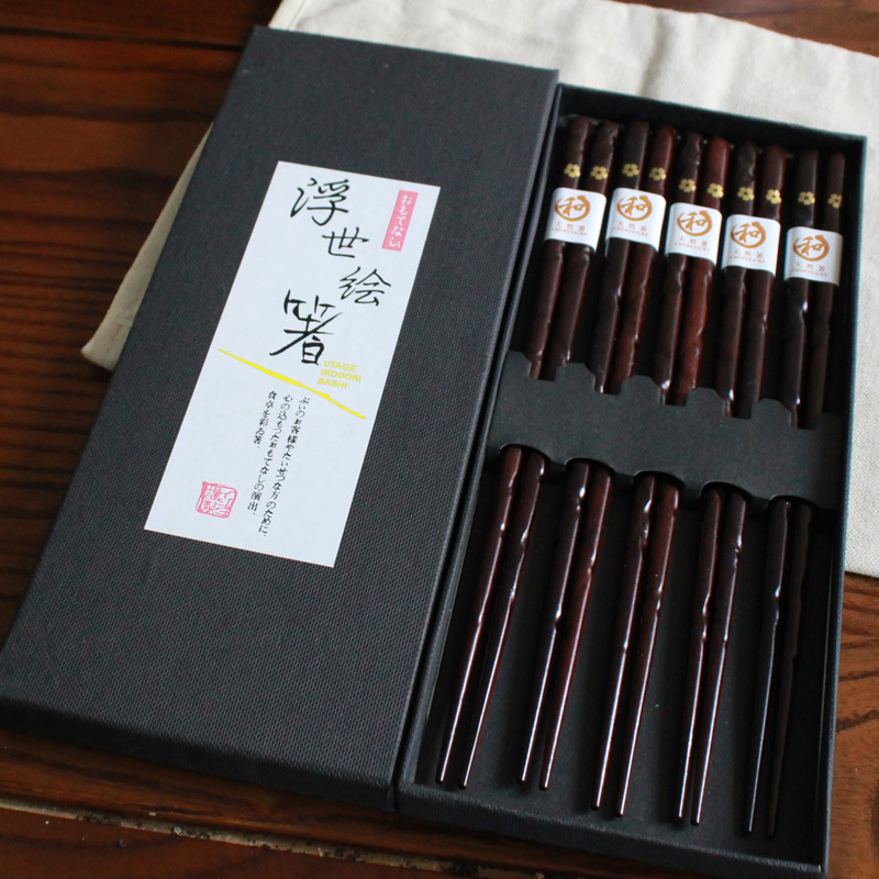 Custom Anti-Shake 23cm 5pairs Vietnam Twisted Bamboo Shaped Wood Chopsticks in Gift Box Storage Case