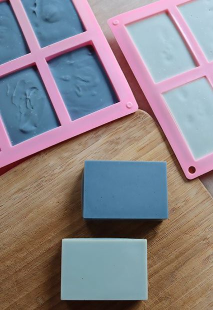 Mica Powder, Lip Gloss Pigment Powder 24 Colors, Handmade Soap Making Colorants, for Epoxy Resin Dye, Candle Making, Eye Shadow, Blush, Nail, Paint, Resin Craft