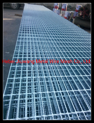 Industrial Walkways Hot DIP Galvanized Mezzanine Grating Professional Grating Manufacturer Perforated Metal Walkway Pedal Plate Platform Construction Materials