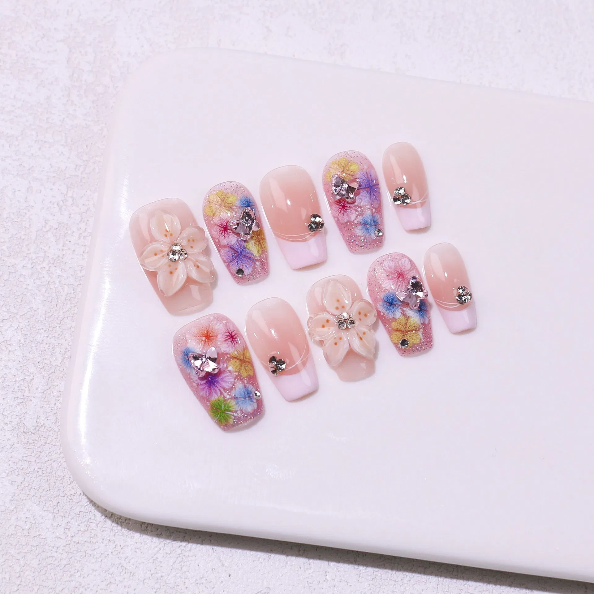 Elegant Pure Handmade French Style False Nails with Dried Flowers