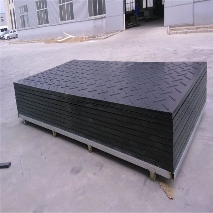 in Stock Heavy-Duty Embossed Nonslip UHMWPE HDPE Sheetground Protection Temporary Construction Road Mats
