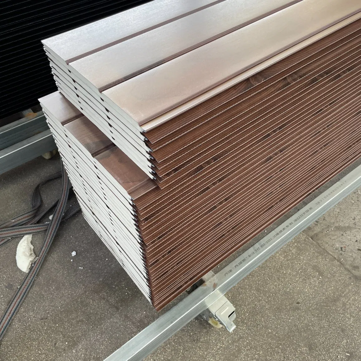 Hot Sales Polyurethane PU Foam Sandwich Panel Exterior Decorative Siding Brick Metal Wall Panel Sandwich