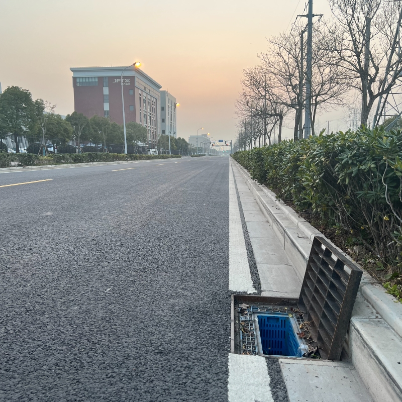 Advanced Multifunctional Stormwater Inlet with Heavy Duty Load Bearing for Public Squares