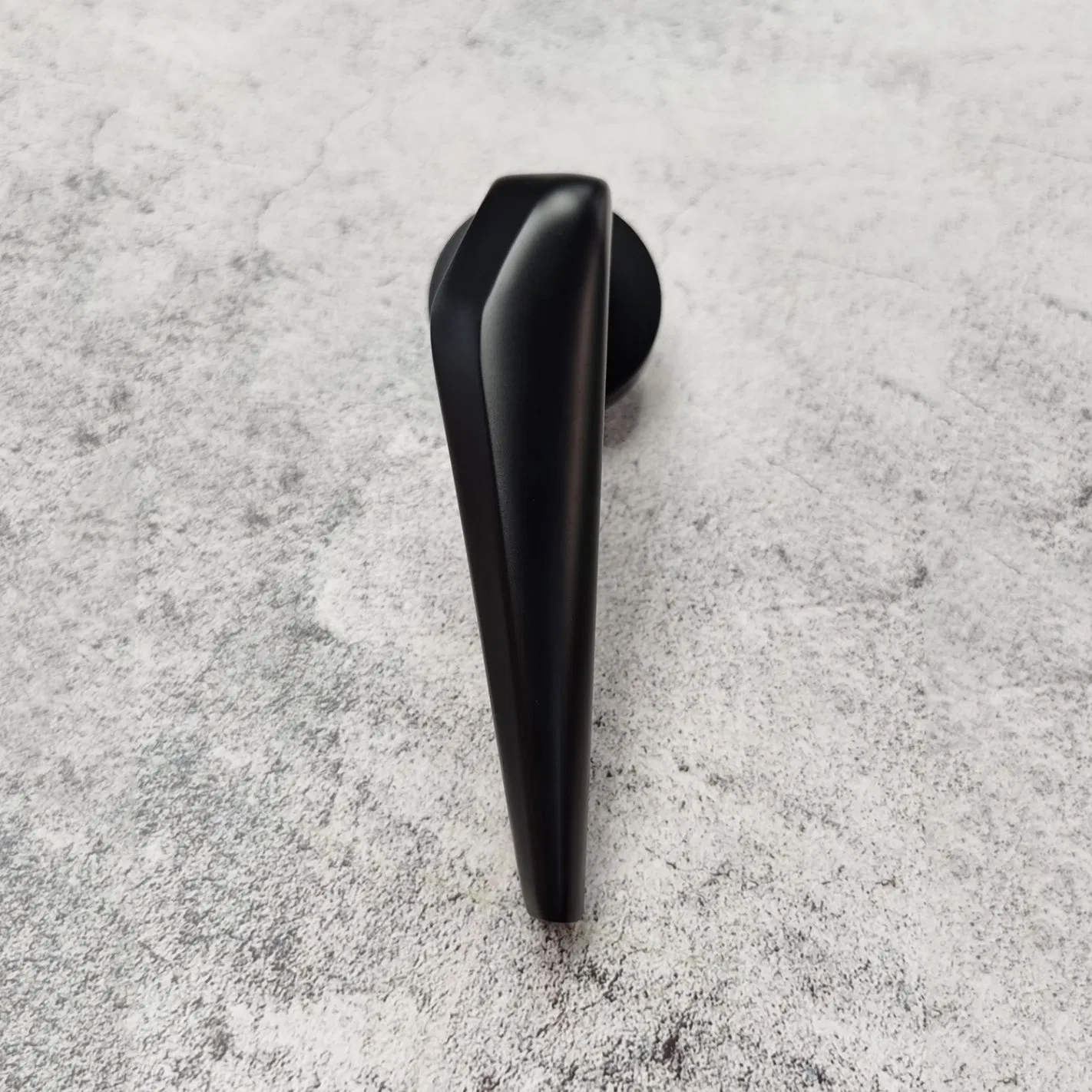 A3-296 Vaisite European Antique Style Elegant Zamak Exterior Door Lever Handle on Rosette