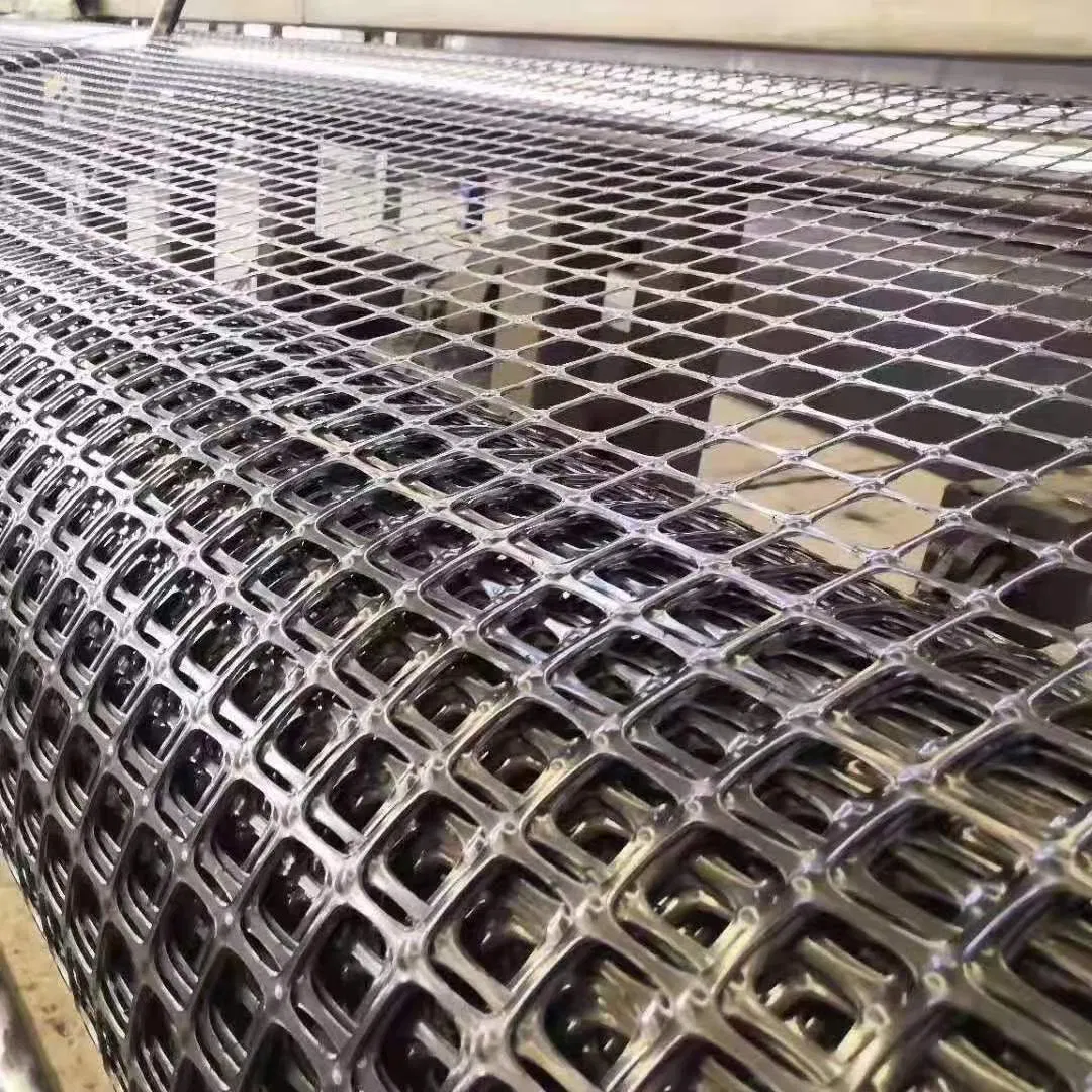 Wholesale 125kN/M Coated Bitumen Fiber Glass Geogrid for Base Stabilization, Asphalt Pavement Reinforcement