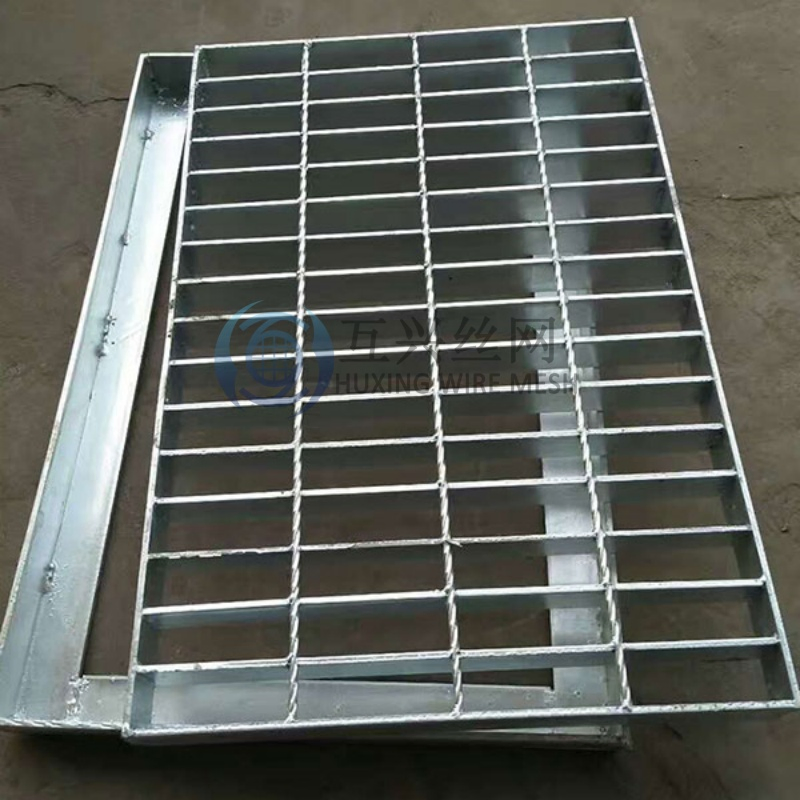 Manufacturing Sale Mild Carbon Steel Grid Structure Anti Slip Drain Grate Sidewalk Trench Cover Grate with Customized Grating Panels for Drainage