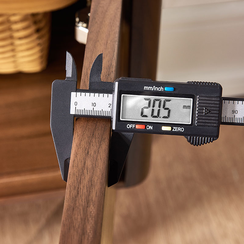 Шкаф массив черного ореха