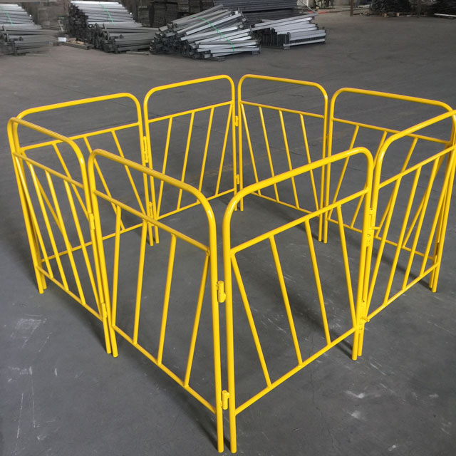 Heavy Duty Convenient Barrier Temporary Barrier Construction Road Manhole Pit Guard Fencing