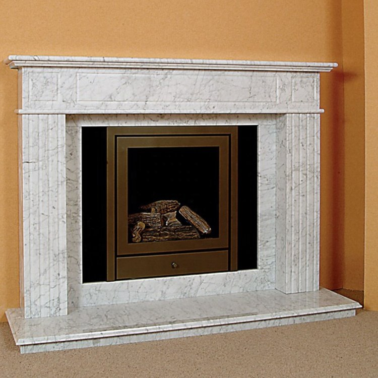Elegent Fireplace Mantel Made with Natural White Marble