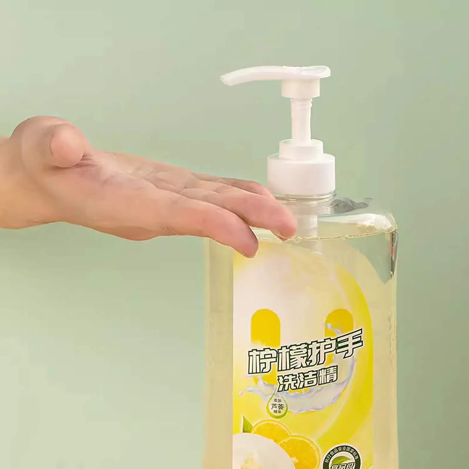 Gentle Formula Dishwashing Liquid with Natural Stain Fighters
