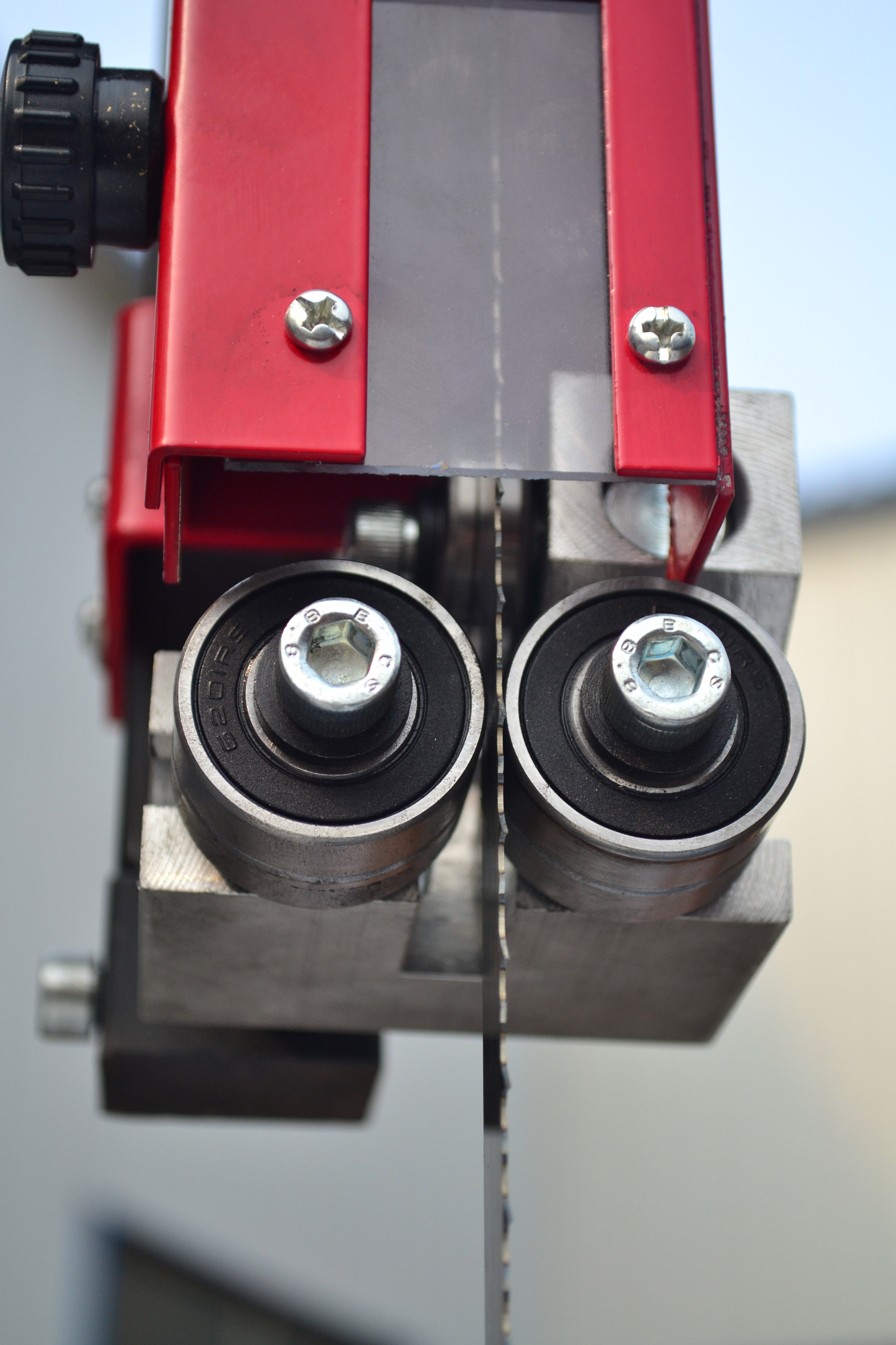 Ленточная пила по дереву вертикальная универсальная 28 дюймов