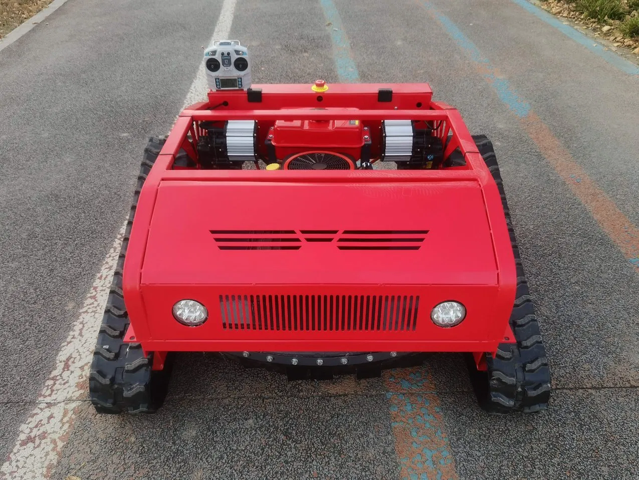 Газонокосилка бензиновая самоходная с дистанционным управлением