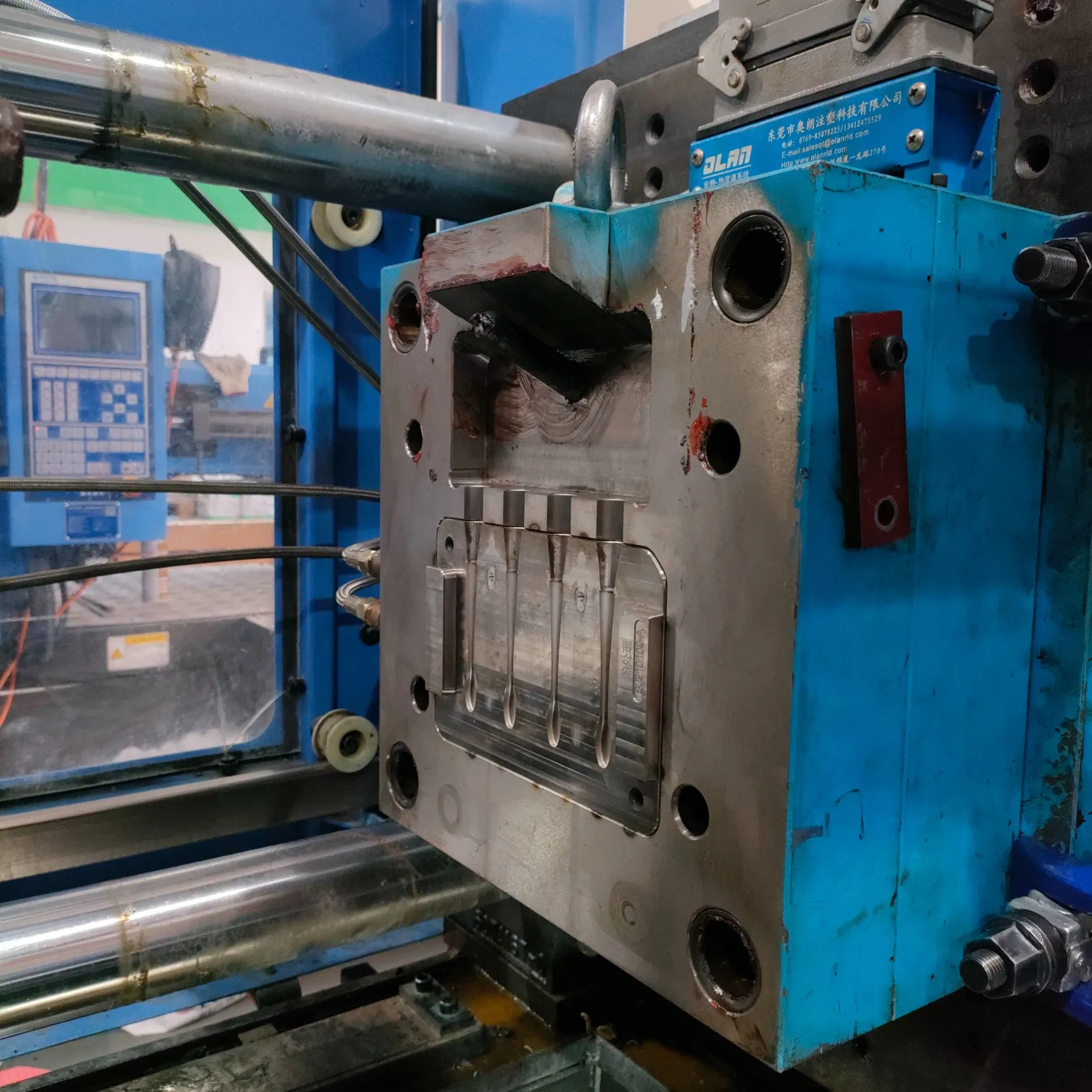 Wholesale Toothbrush Parts 4 Cavities Injection Mold in ABS Plastic