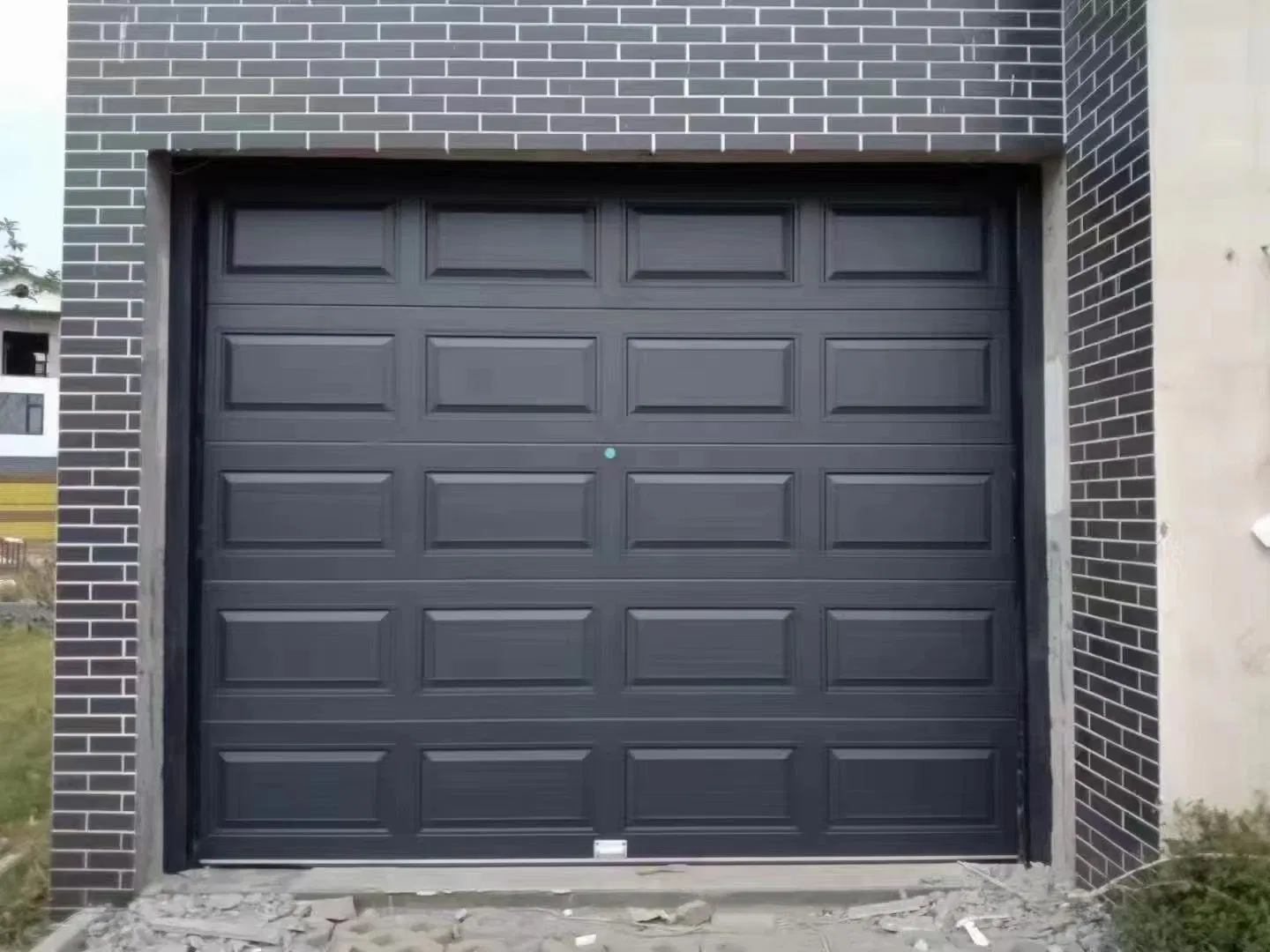 Best Selling Custom Steel and Stainless Steel Rolling Shutter Door Waterproof and Sodproof for Villas and Garages