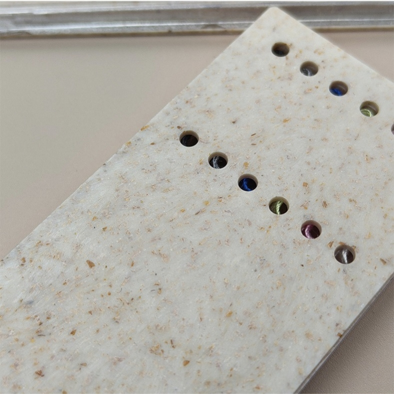 OEM Custom Hotel Supplier Eco-Friendly Amenities Sewing Kit