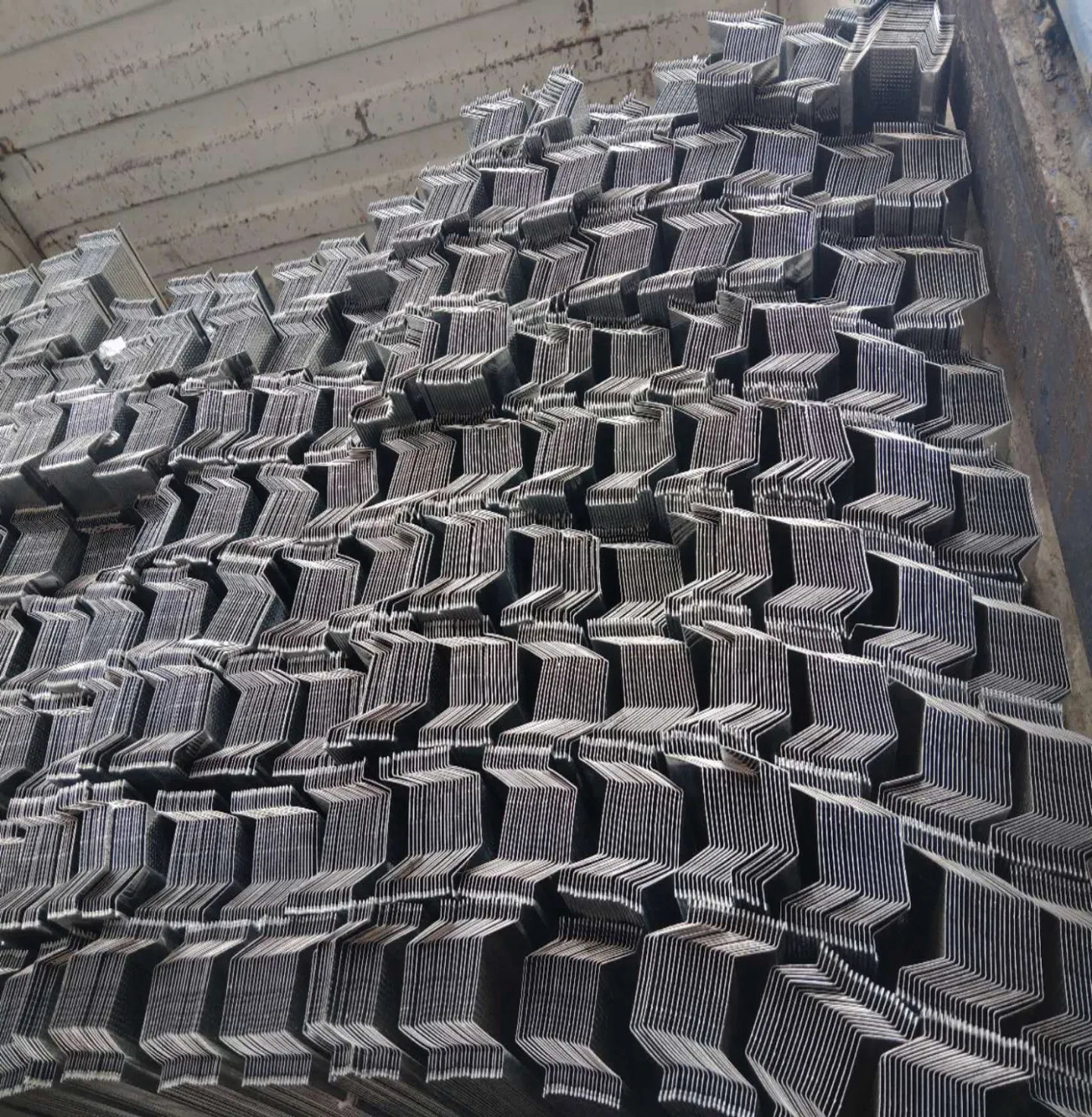 Customizable Galvanized Ceiling Steel Metal Frame Structure Omega Furring