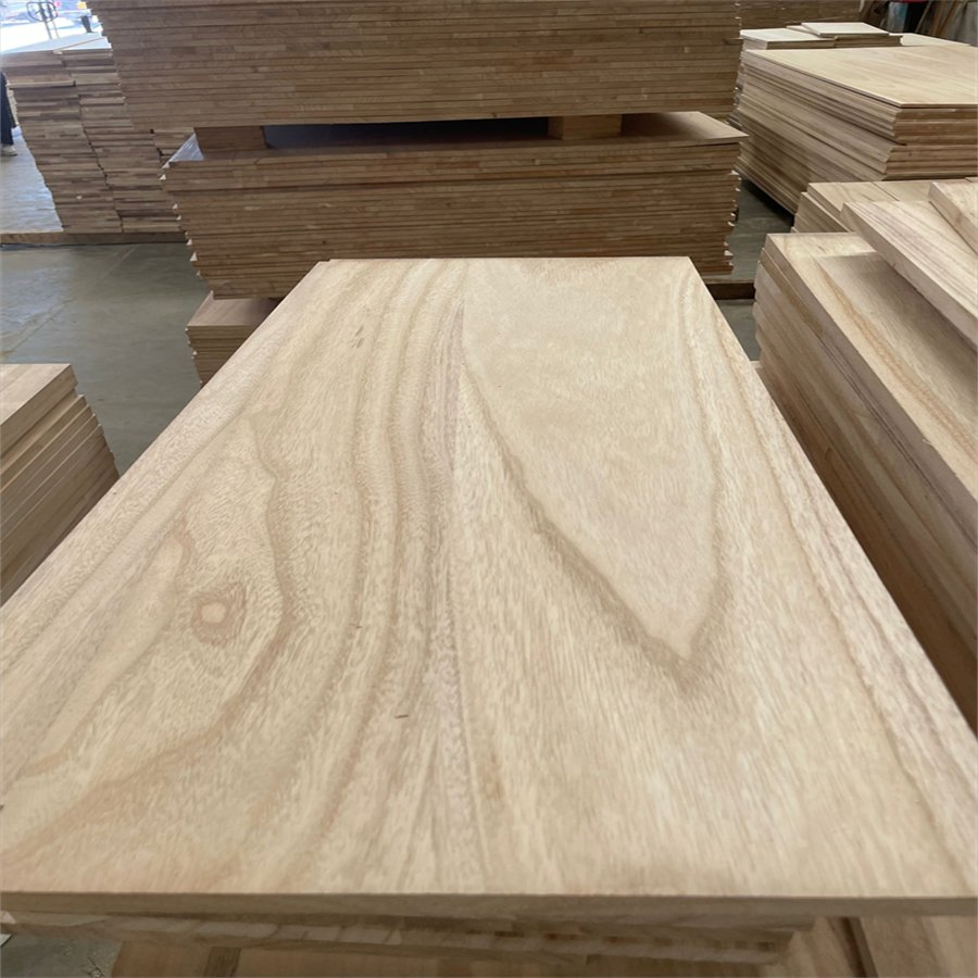 Wholesaler Price Paulownia Wood Boards/Panels/Paulownia Edge Glued Boards