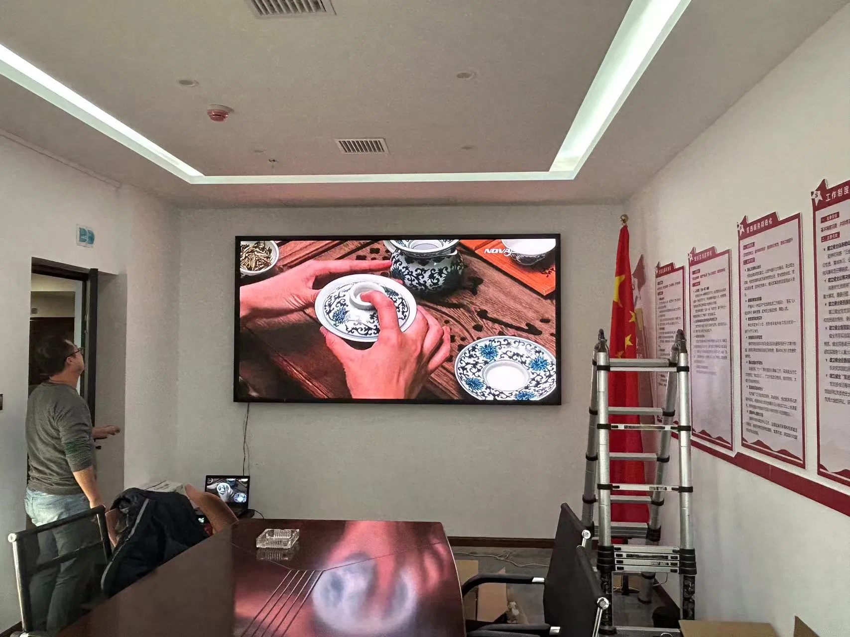 Indoor P1.86 LED Billboard Signage for Indoor Use with Energy Saving Features