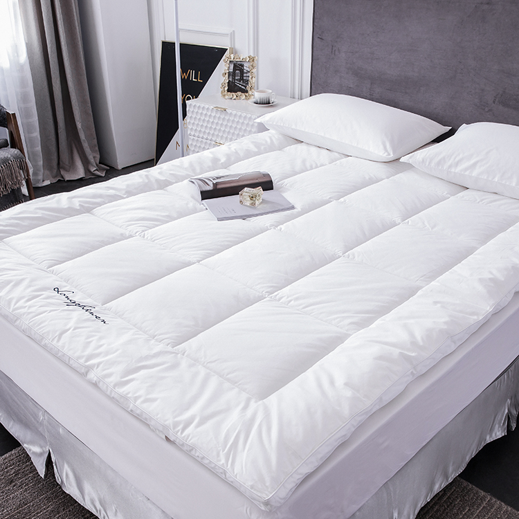 100% Cotton White Duck Feather Filling Mattress Topper for Hotel
