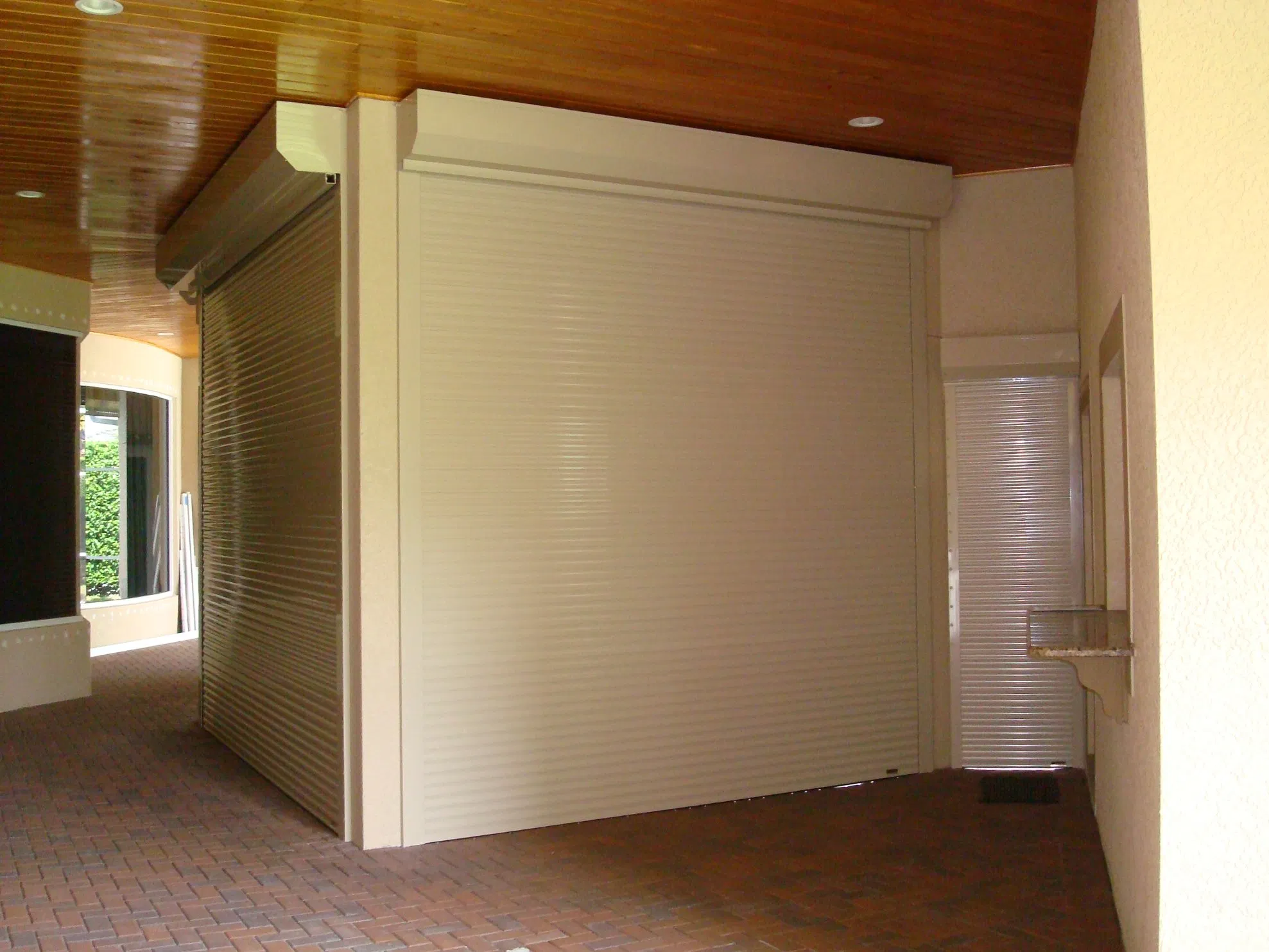 High Quality Electric Door Aluminium Roller Shutter Window Manufacturer Roller Shutter