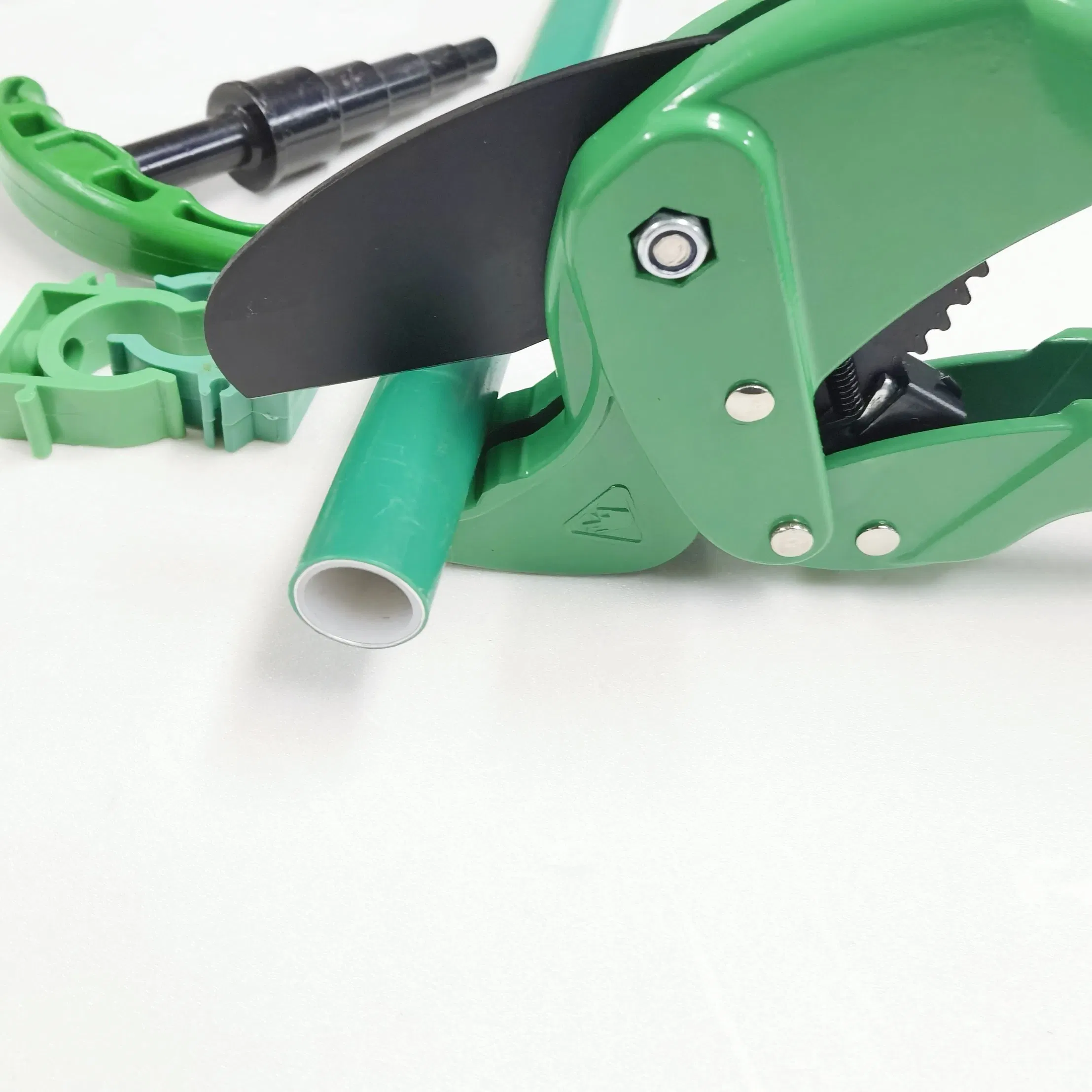 Green Color Stronger PPR Pipe Cutter