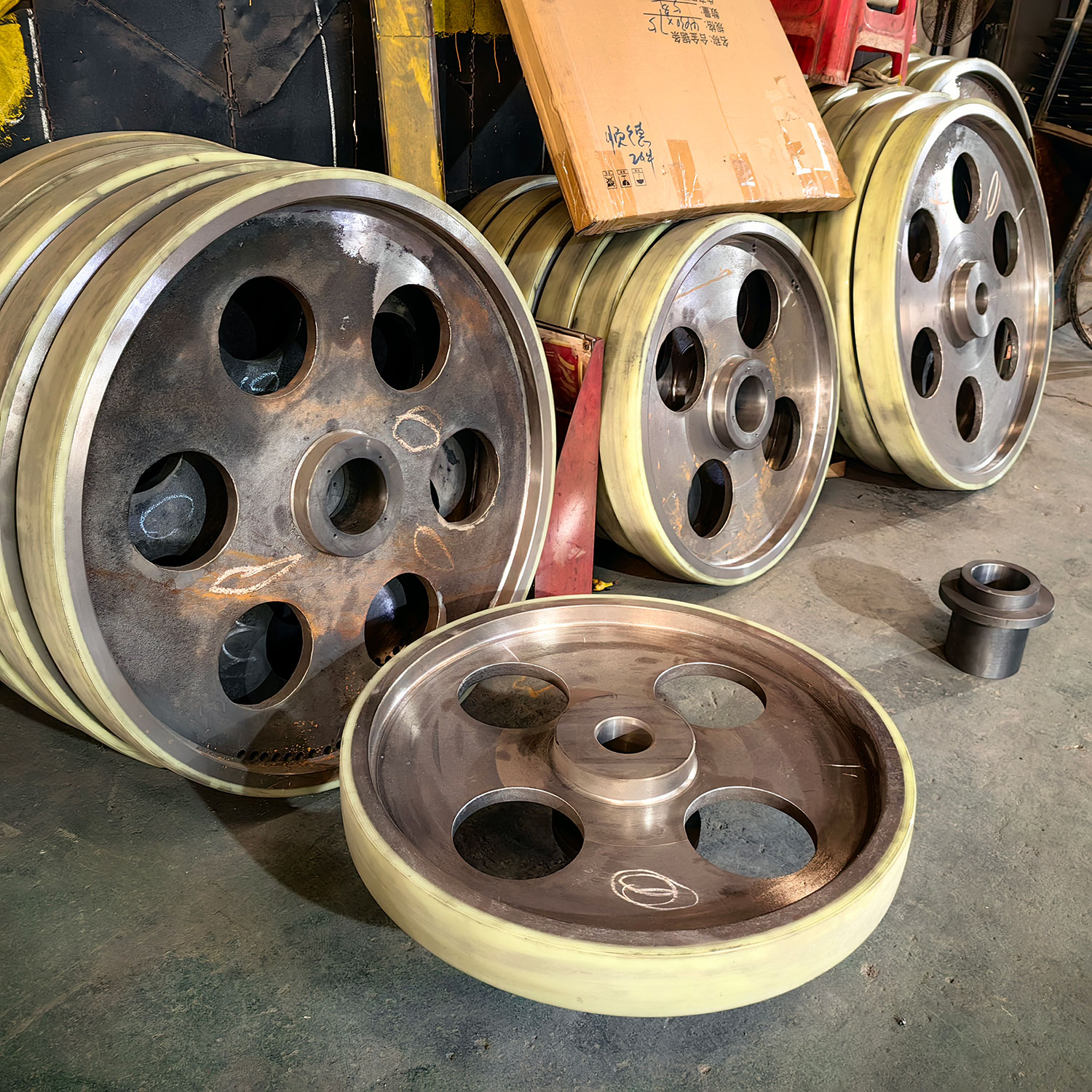 Станок ленточнопильный автоматический по дереву MJG396U