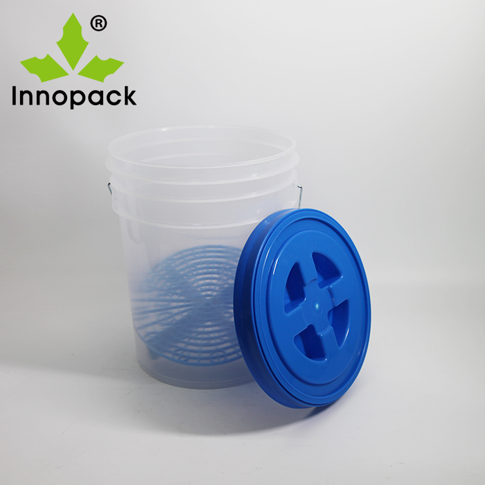 5 Gallon Customized Printed Car Wash Bucket with Screw Lid and Dolly and Accressory