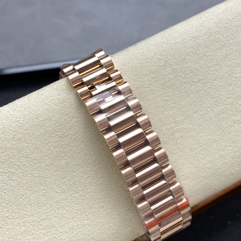 5A C+ FC Factory Fashion Luxury Diamond 36mm Gift Woman Watch Casual Calendar Automatic Mechanical Watch