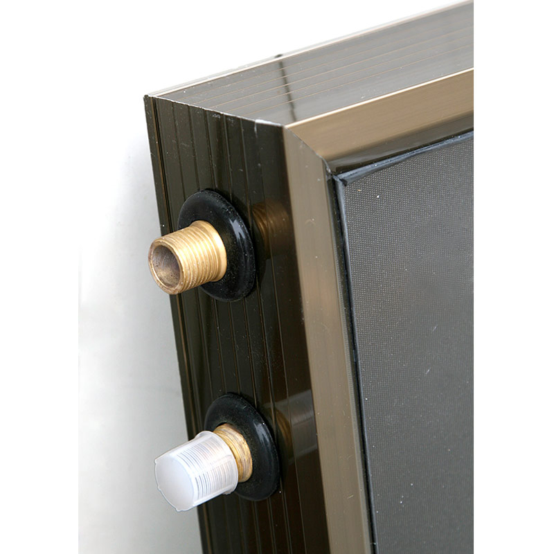 Плоский солнечный коллектор для нагрева воды