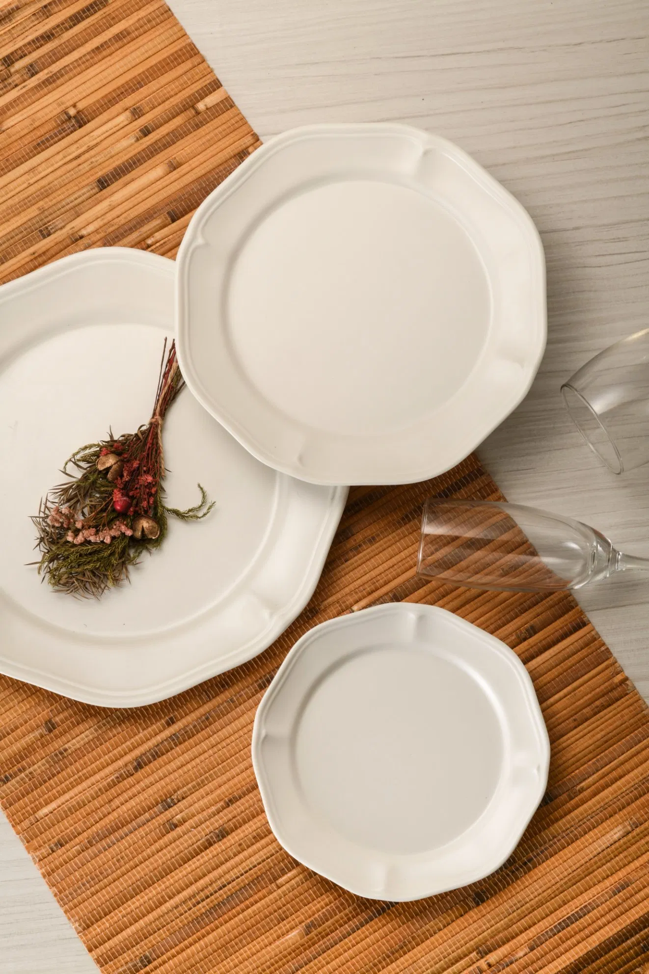 Premium Melamine Cake Dessert Snack Serving Round Dinner Plate for Christmas