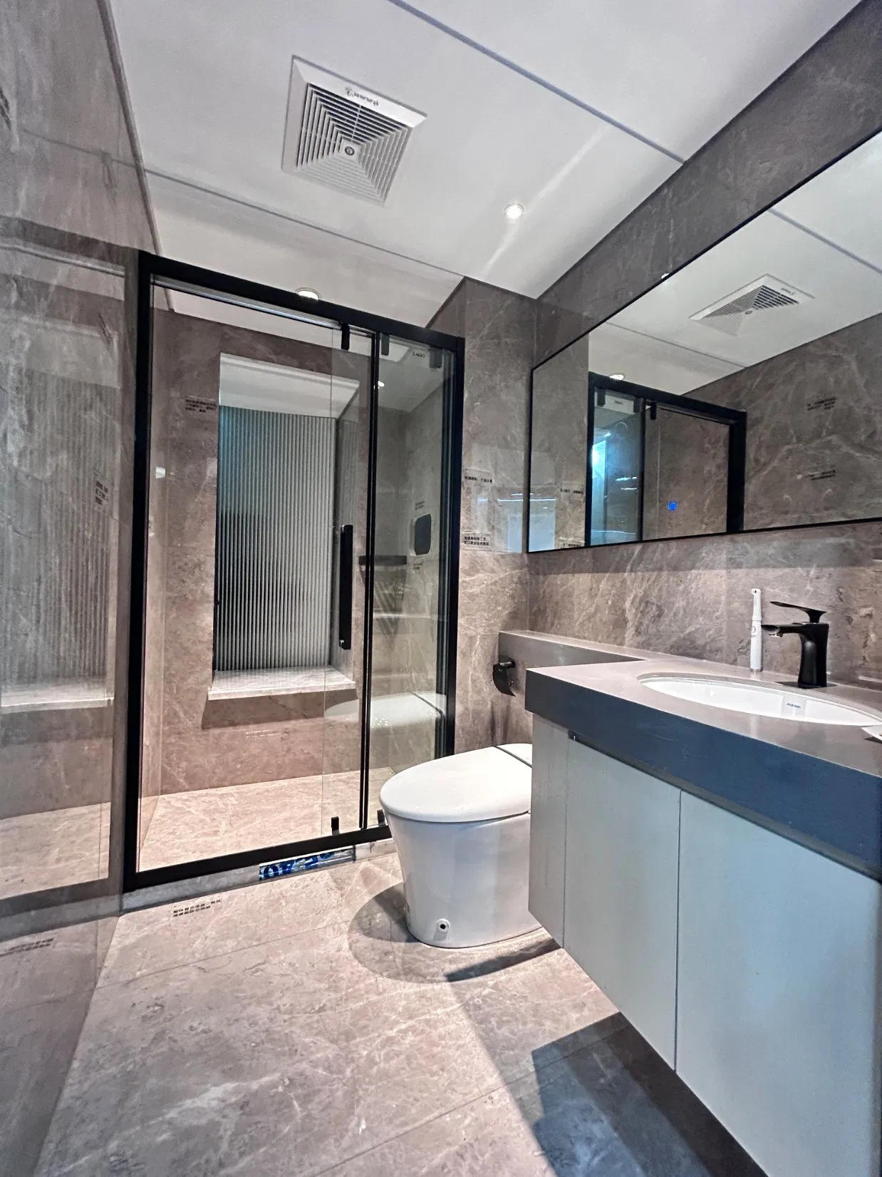 1.0*2.2*2.2 M Tongnai Modular Bathroom for Hotel Renovation Safe Anti-Slip + Efficient Space Utilization Bathroom Solution Integrated Bathroom